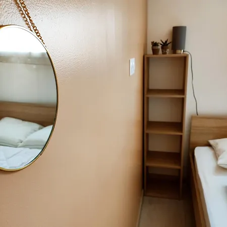 Le Bas Champ Favières