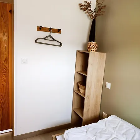 Le Bas Champ Favières